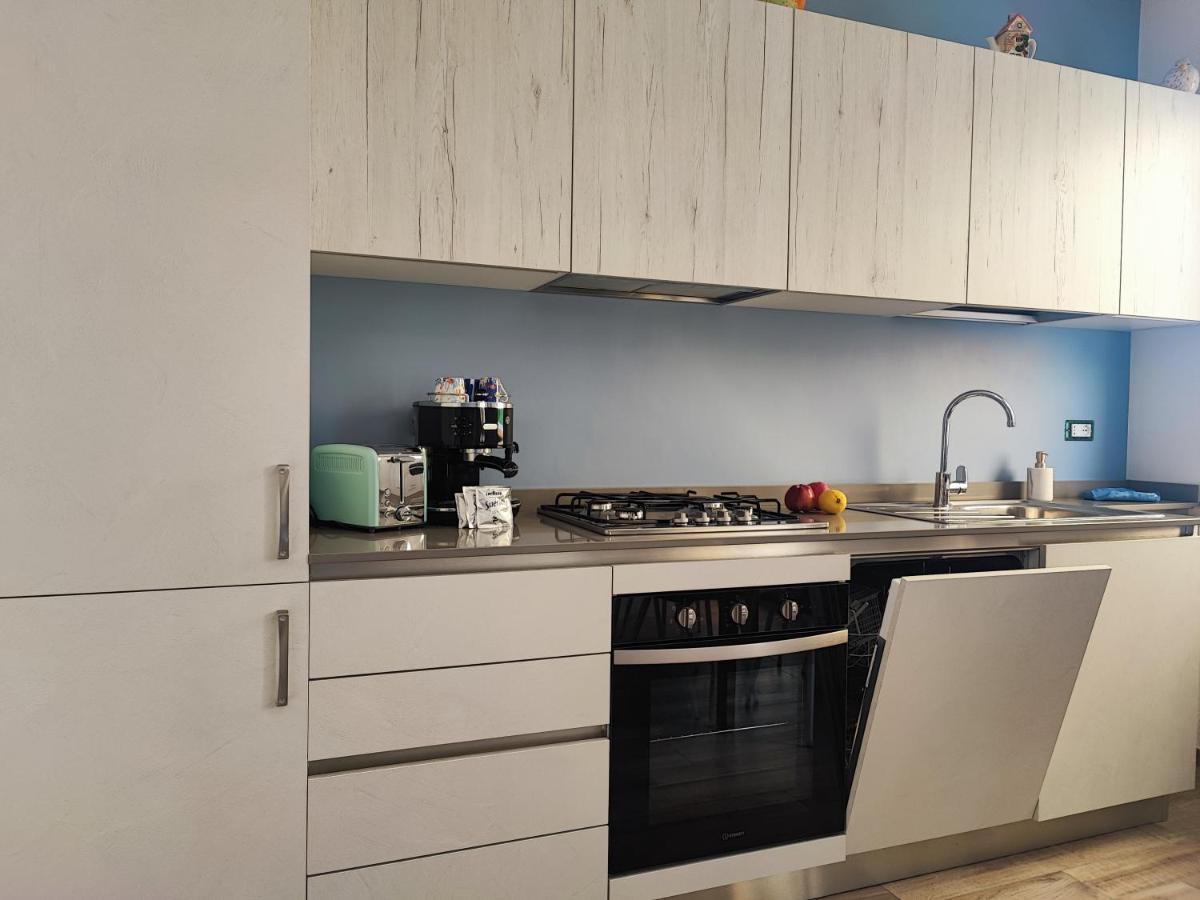Apartamento Casa Nadia A Pochi Passi Dal Mare Con Garage, Terrazza E Sala Giochi Numana Exterior foto