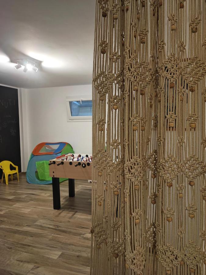 Apartamento Casa Nadia A Pochi Passi Dal Mare Con Garage, Terrazza E Sala Giochi Numana Exterior foto