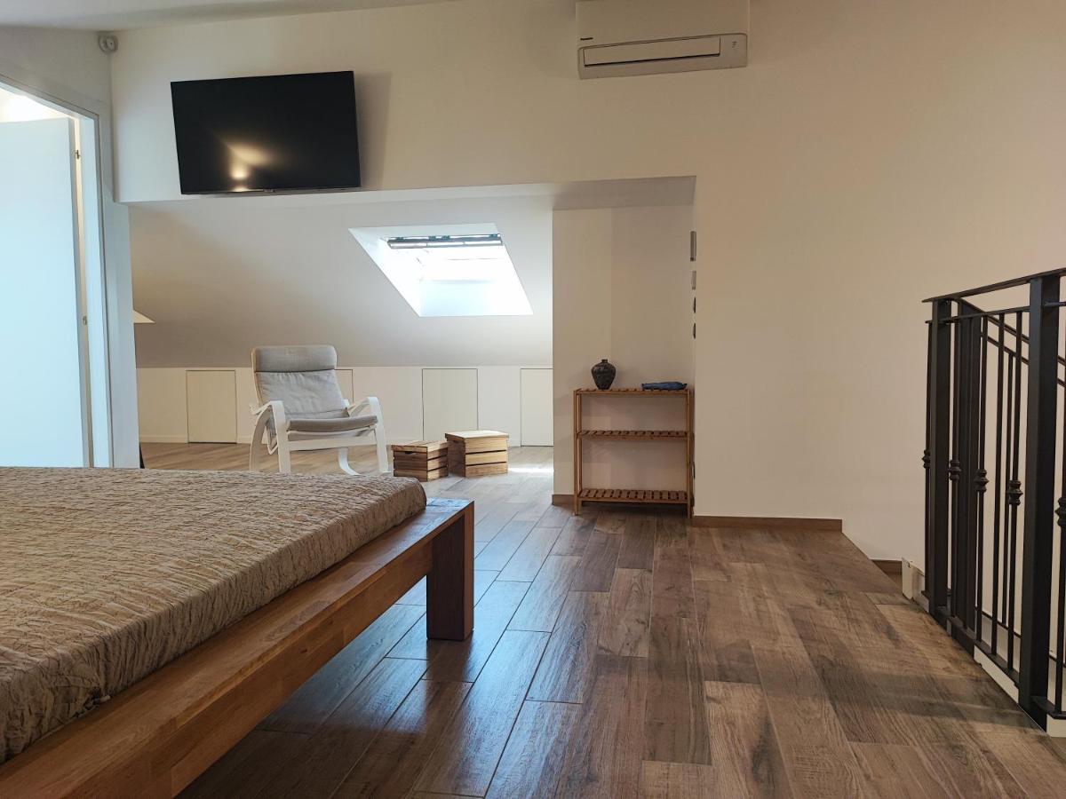Apartamento Casa Nadia A Pochi Passi Dal Mare Con Garage, Terrazza E Sala Giochi Numana Exterior foto