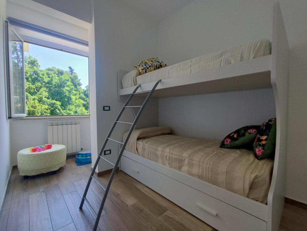 Apartamento Casa Nadia A Pochi Passi Dal Mare Con Garage, Terrazza E Sala Giochi Numana Exterior foto