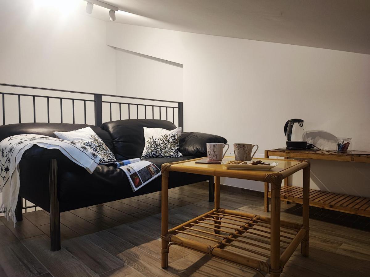 Apartamento Casa Nadia A Pochi Passi Dal Mare Con Garage, Terrazza E Sala Giochi Numana Exterior foto